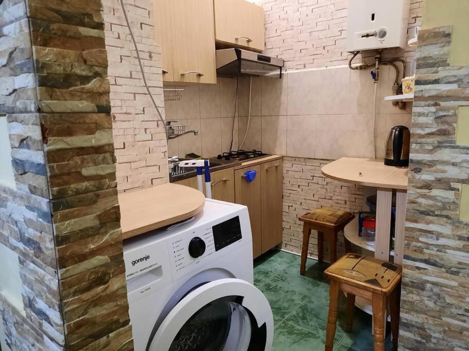 Nataly Apartament-Old Tbilisi Center Dış mekan fotoğraf